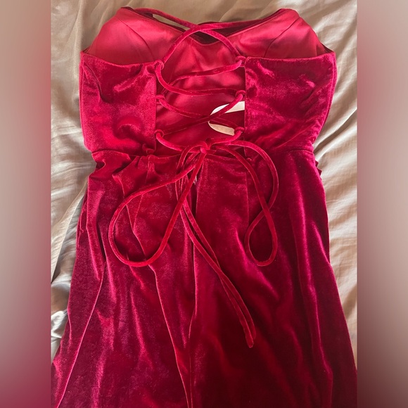 Azazie Fitted Cowl Neckline Corset Velvet Long Dress Cabernet - Picture 6 of 7